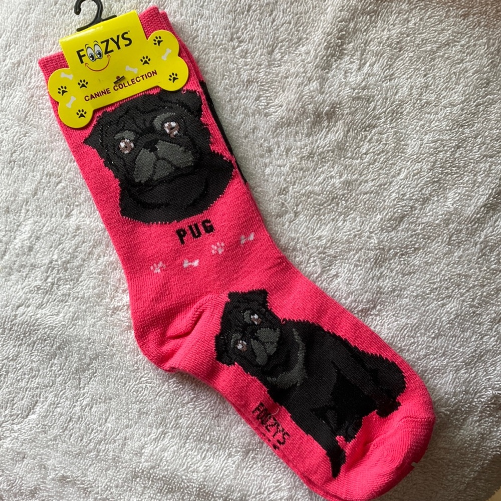 4/$20 bundle and save 
Dog theme socks